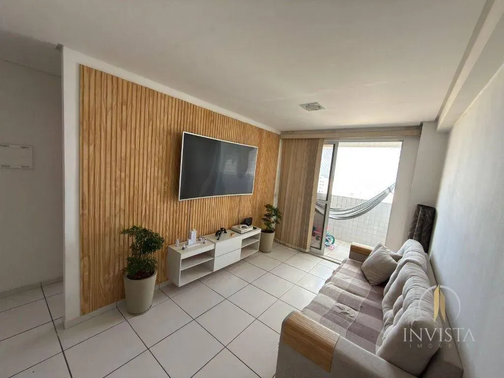 65 m² apartment with 2 bedrooms and 2 bathrooms — photo 14