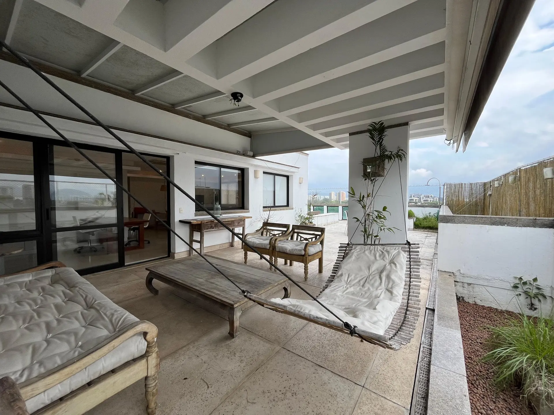 4-bedroom apartment with a water view — photo 42