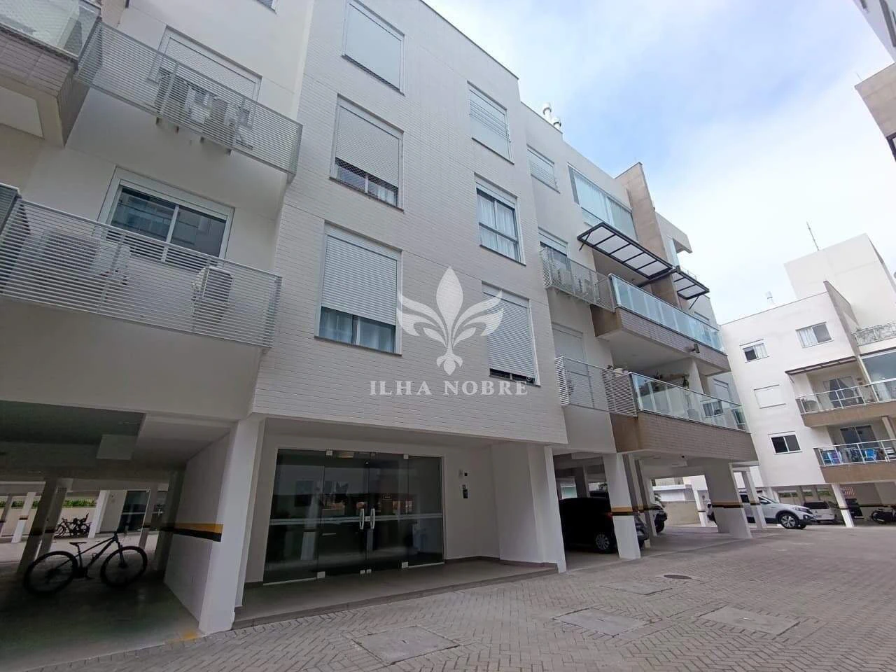 Apartamento de 3 dormitorios con 1 en suite y parrilla — photo 4