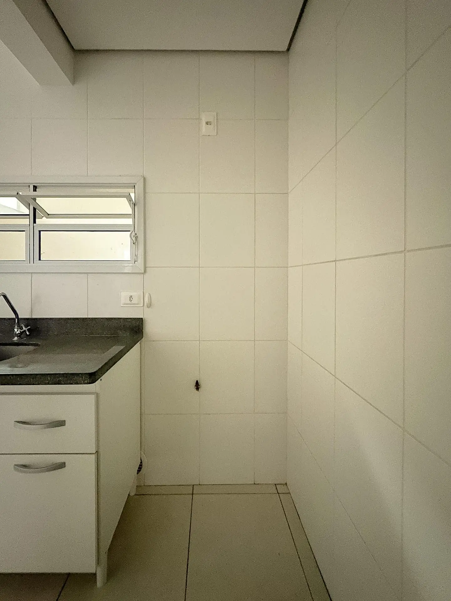 Квартира с 1 спальней, 1 местом и балконом — photo 25