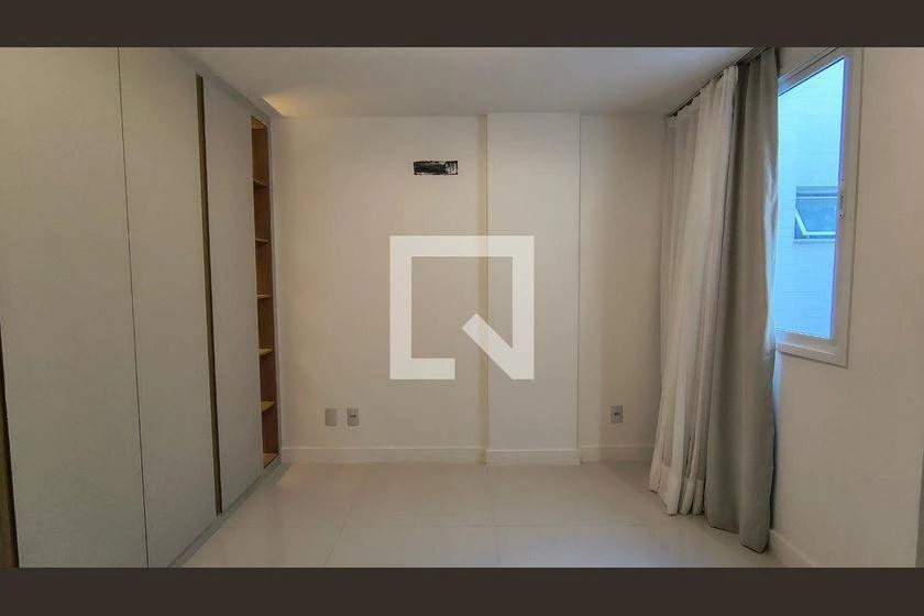 Apartamento com 3 suítes, 5 banheiros e 328 m² — photo 31