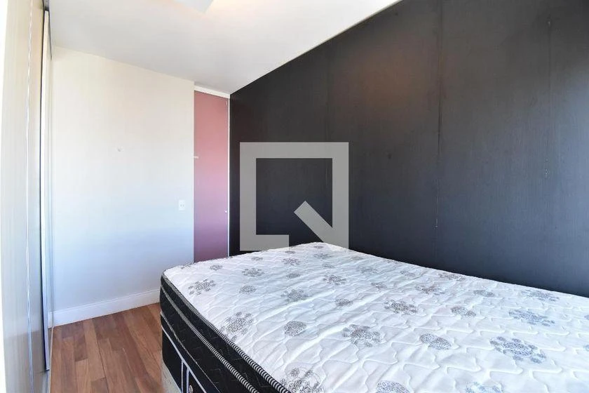 Home office in a one-bedroom apartment, 52 m² — photo 32