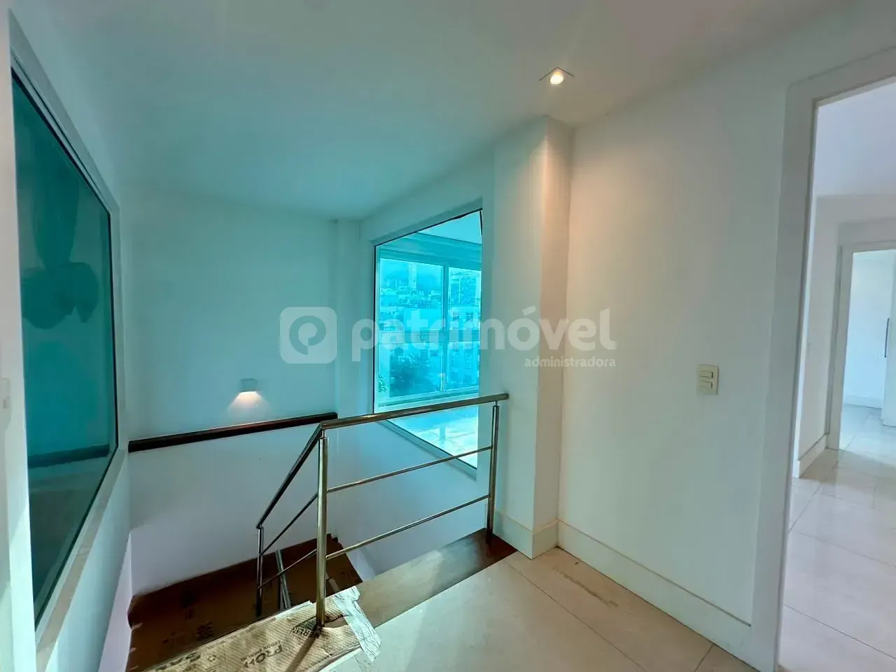 Penthouse with 3 bedrooms and 4 bathrooms plus parking — photo 17