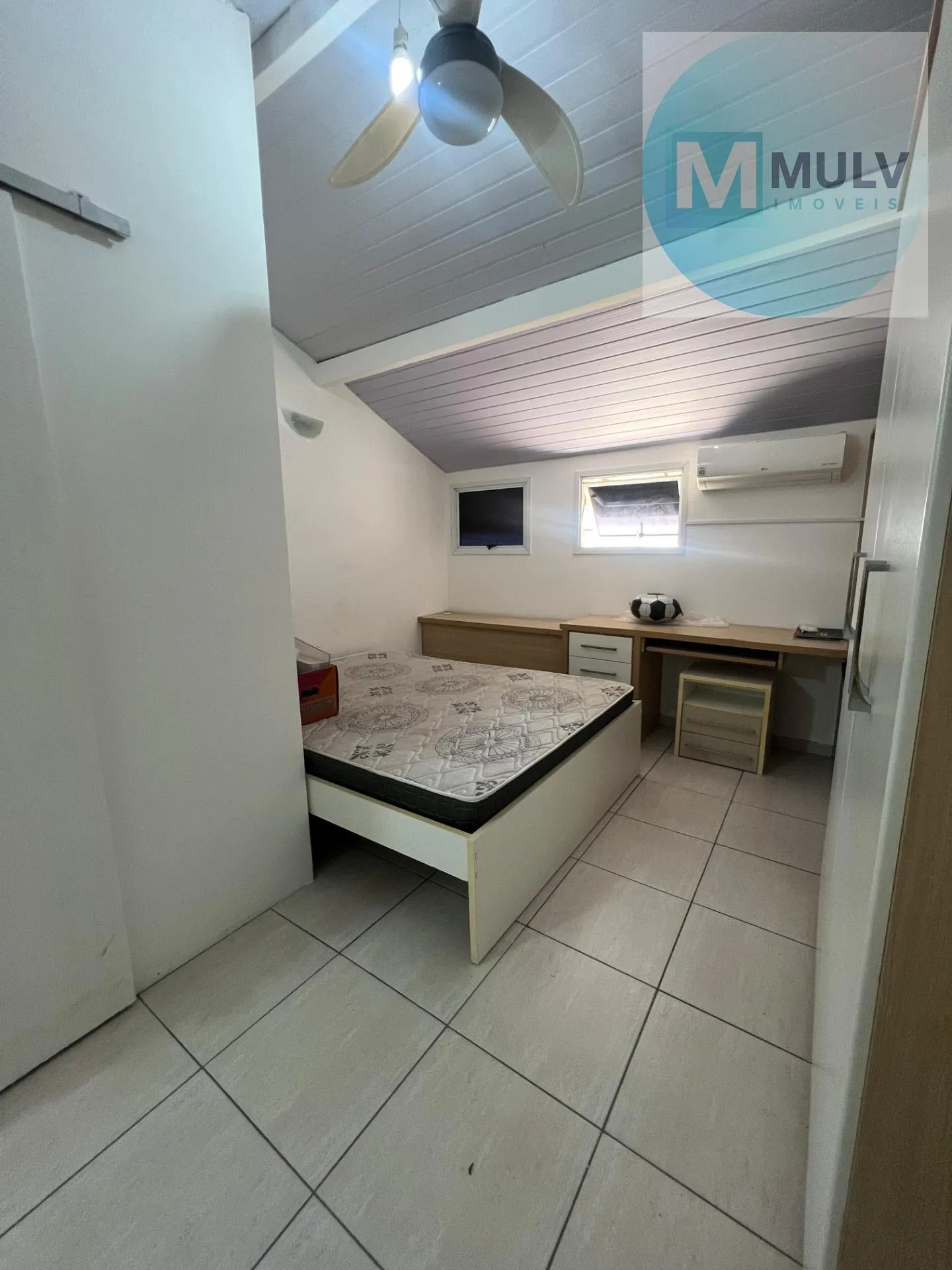 140 m² house with a home office and a private BBQ — photo 19