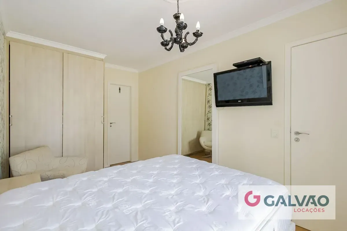 Квартира 185 м² з панорамними вікнами та заскленим балконом — photo 3