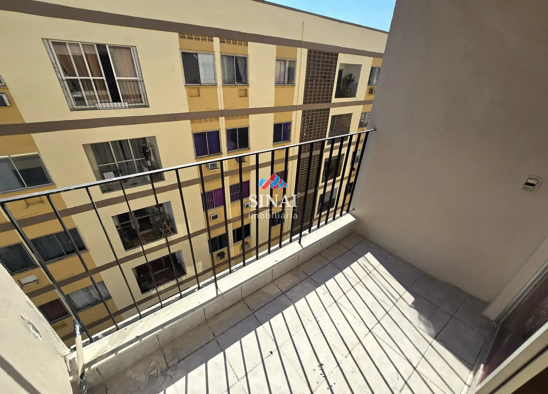 Apartamento de 2 quartos com cozinha separada e vaga — photo 6