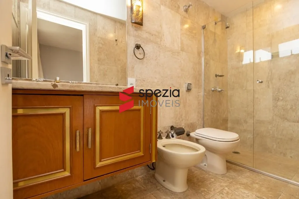 332 m² apartment with 2 bedrooms and 5 bathrooms — photo 18