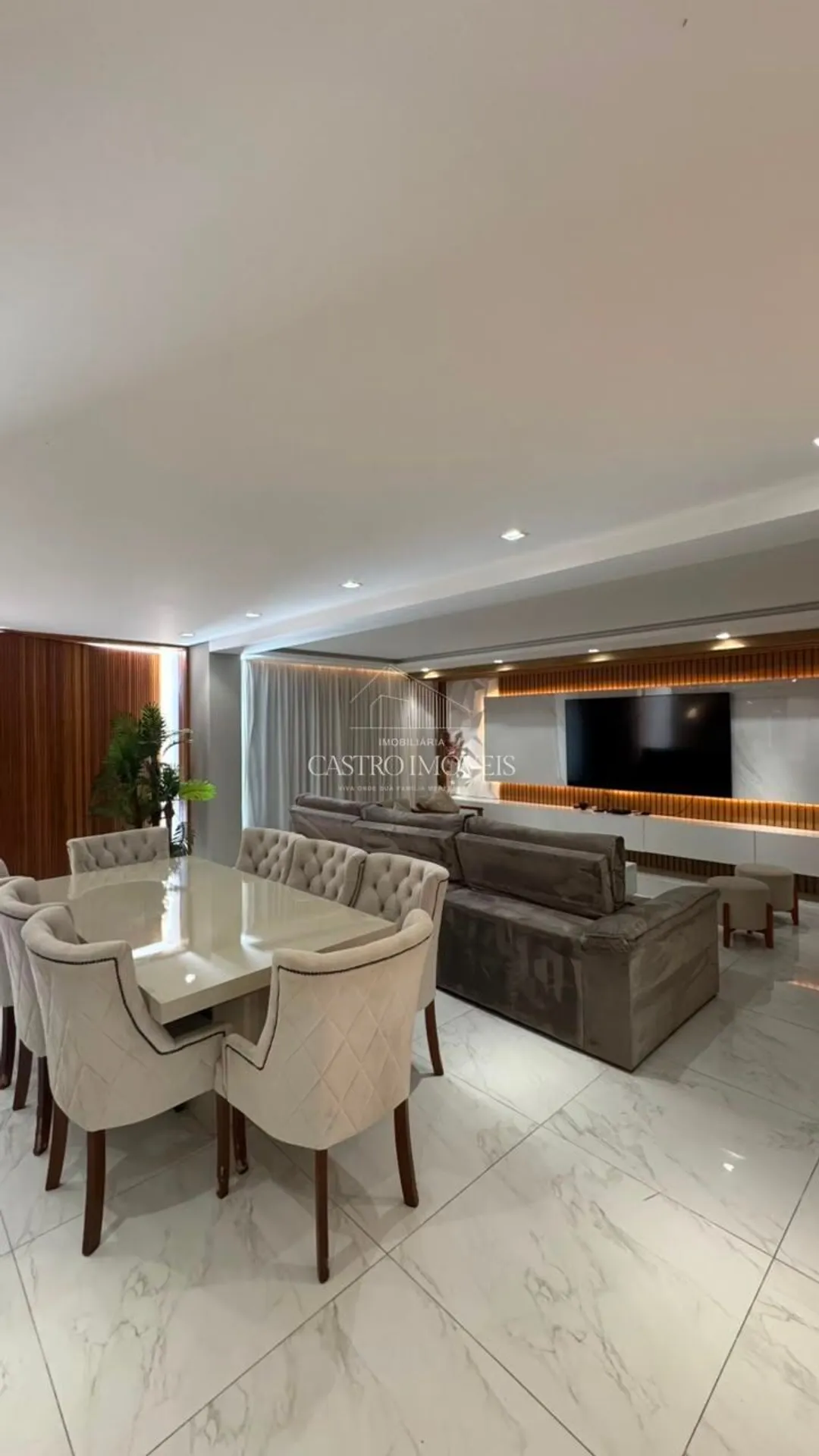 540 m² triplex house with 4 en-suite bedrooms — photo 16