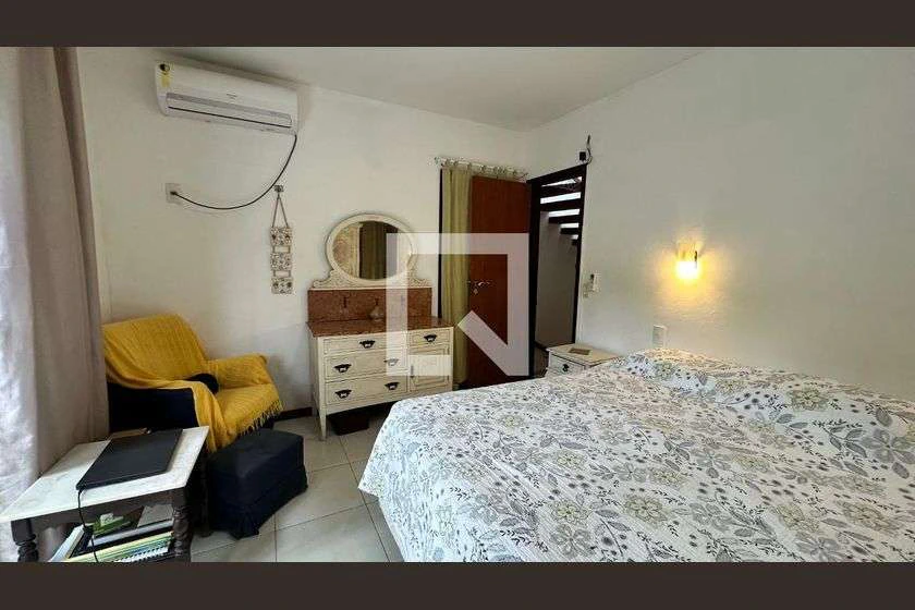 Casa com 5 quartos e cozinha aberta de 300 m² — photo 3