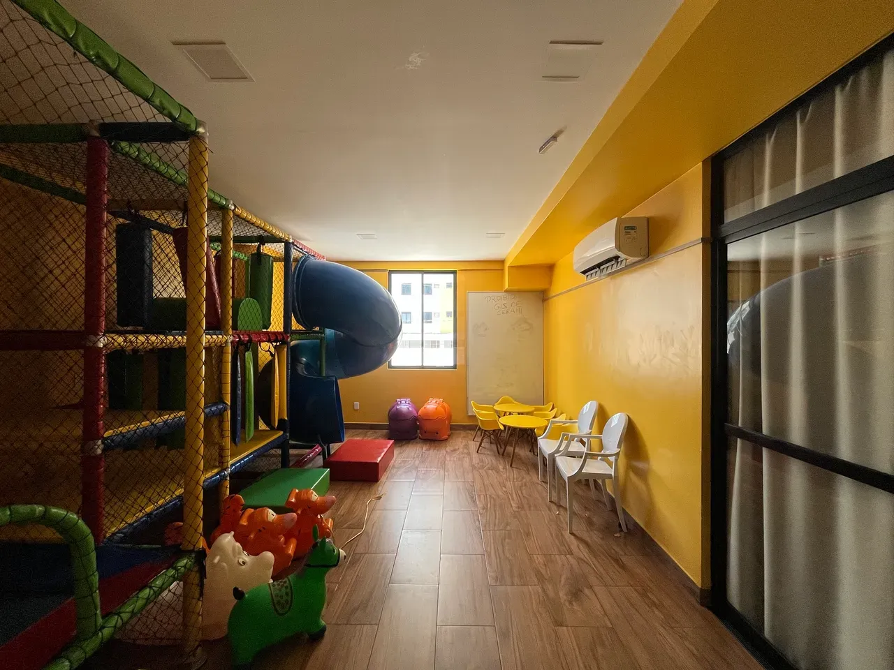 62 m² apartment with a washing machine and a water view — photo 9