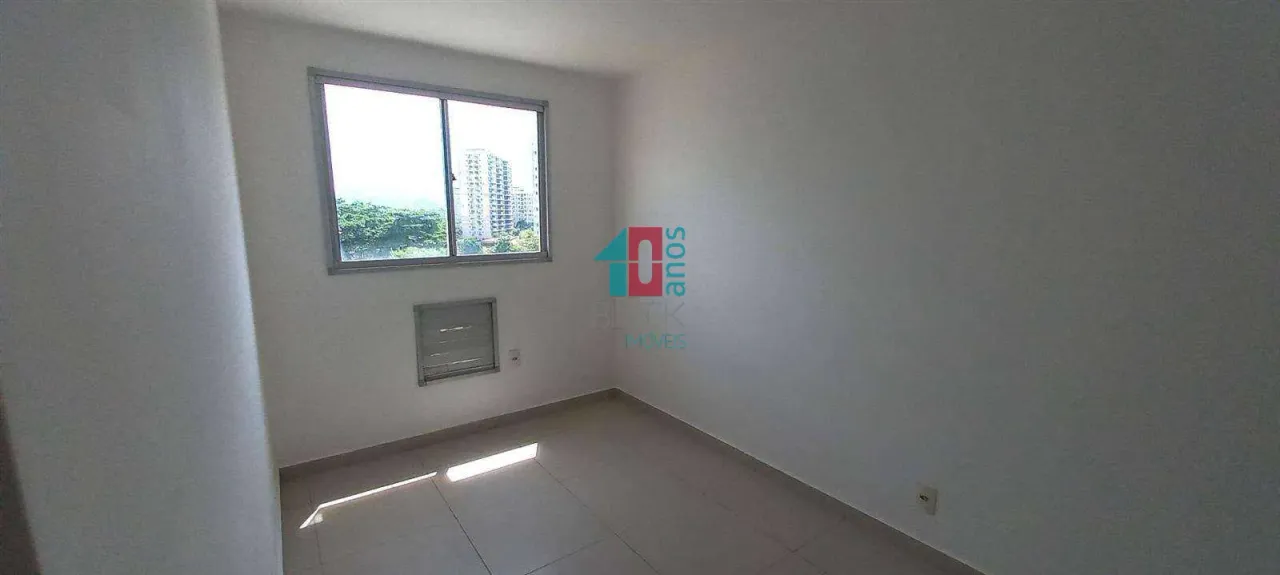 Apartamento de 2 quartos com vaga e cozinha separada — photo 9