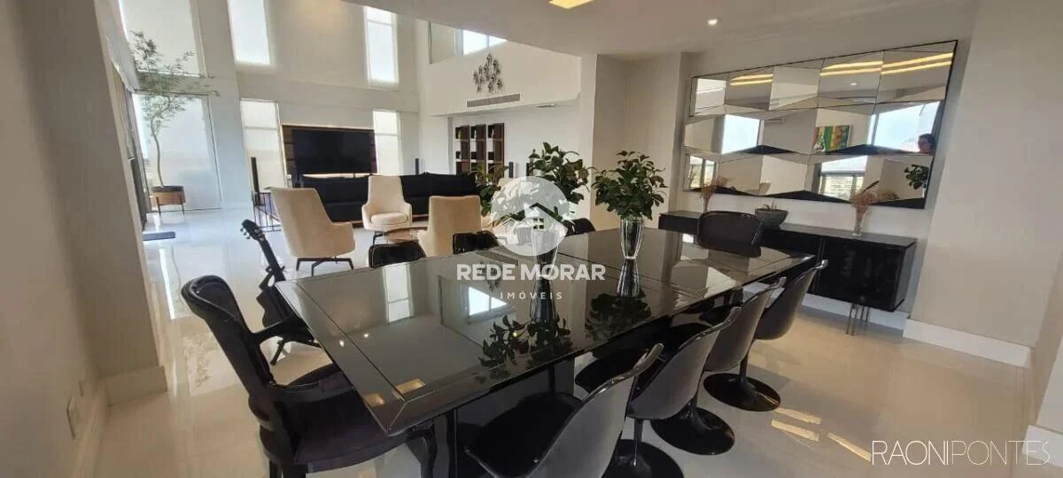 268 m² apartment with a water view and a bathtub — photo 22