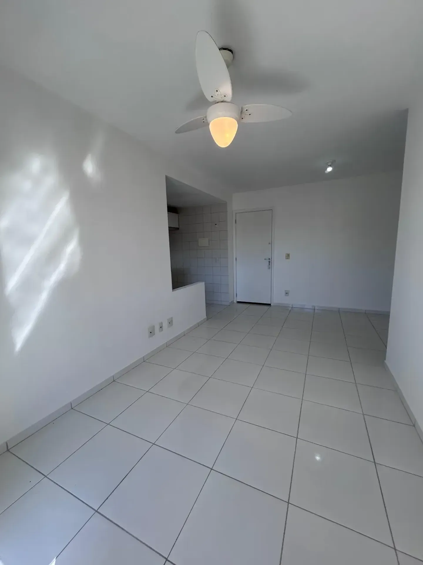 Apartamento de 3 quartos com cozinha americana e varanda — photo 6