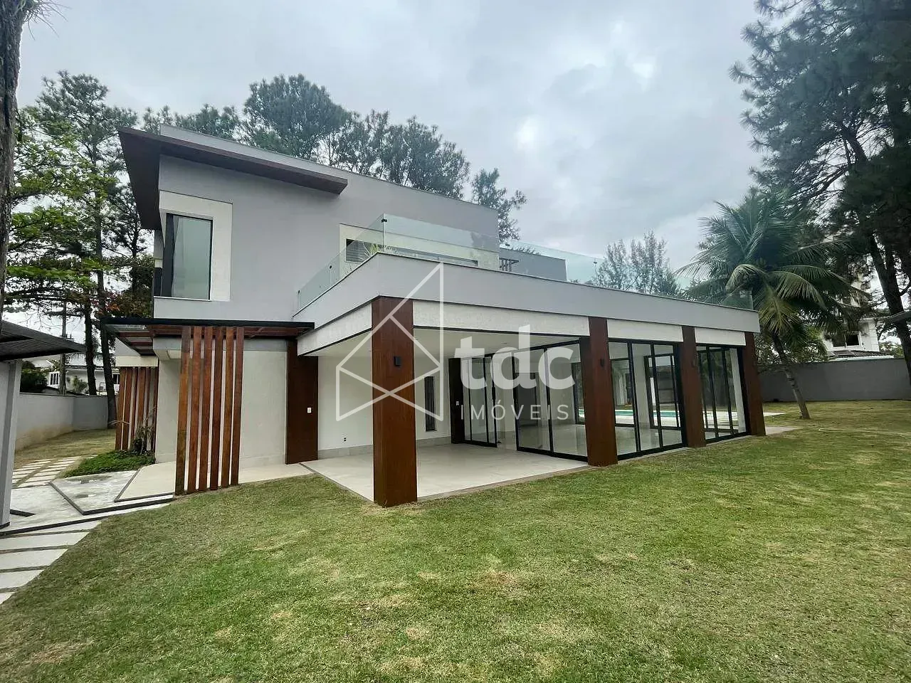 Casa em condomínio com 4 suítes e 3 vagas — photo 36