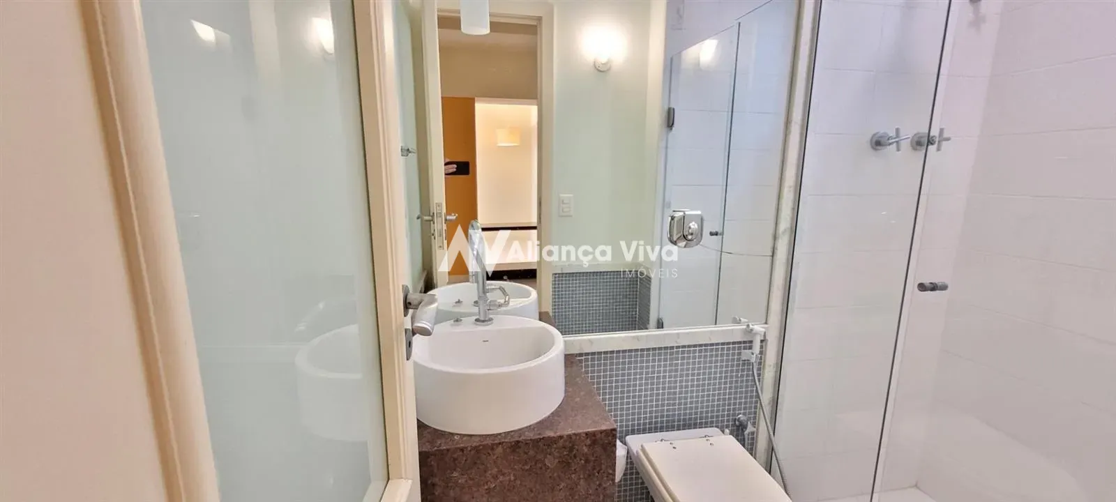 96 m² unfurnished apartment with 2 bedrooms and suite — photo 32