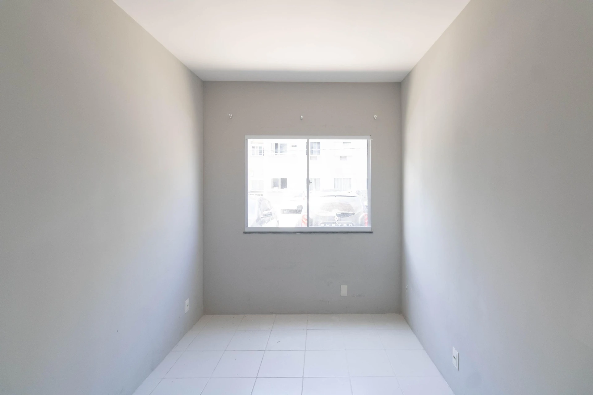 2-bedroom apartment in a building with a gym — photo 35
