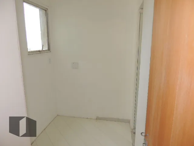 Apartment with 2 bedrooms, 3 bathrooms and mountain views — photo 19