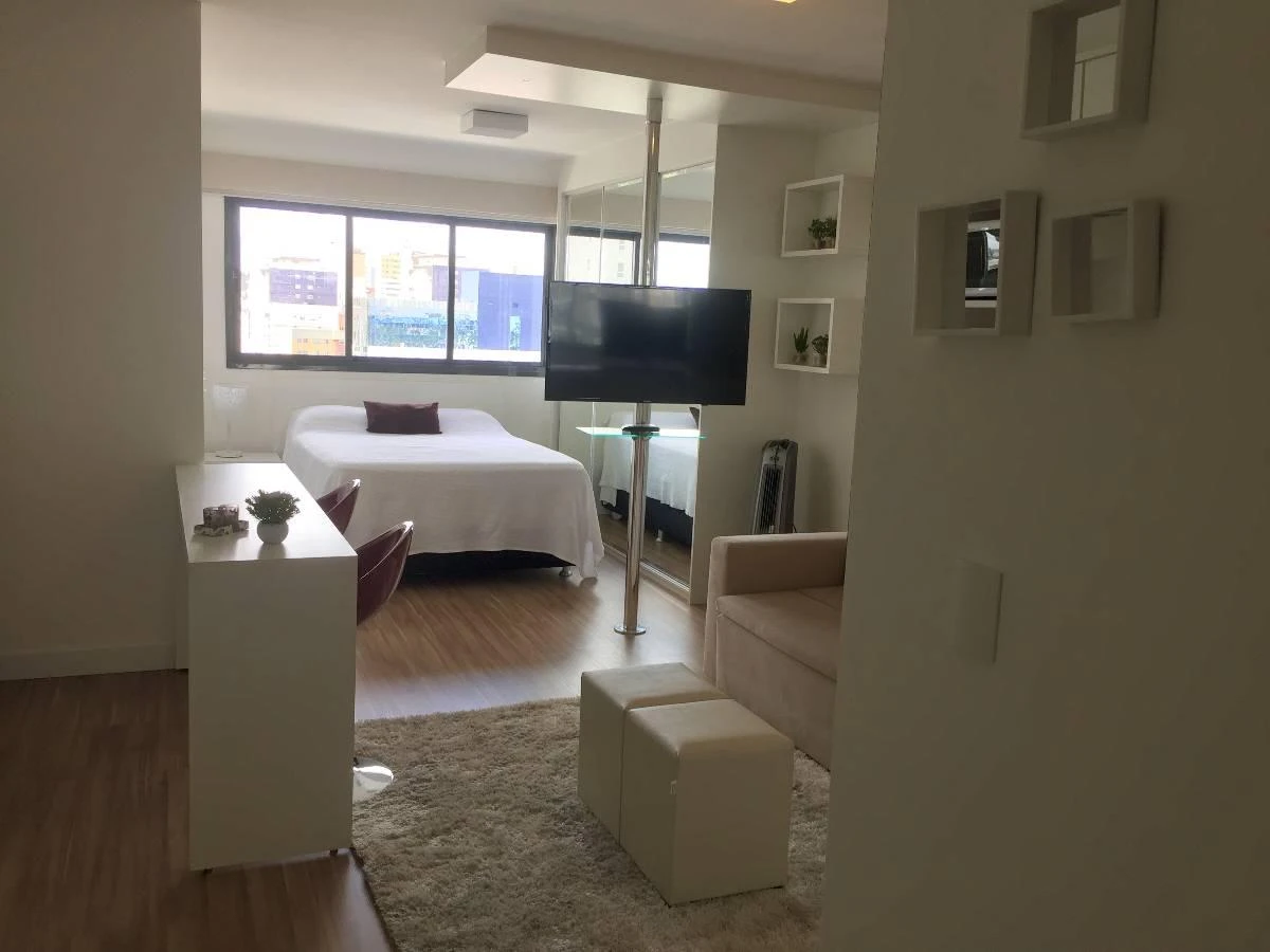 Floor-to-ceiling windows in a one-bedroom apartment, 35 m² — photo 17