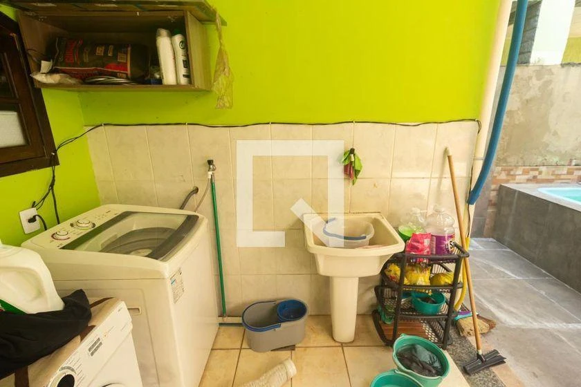 Casa de 300 m² com 2 quartos e lavanderia — photo 2