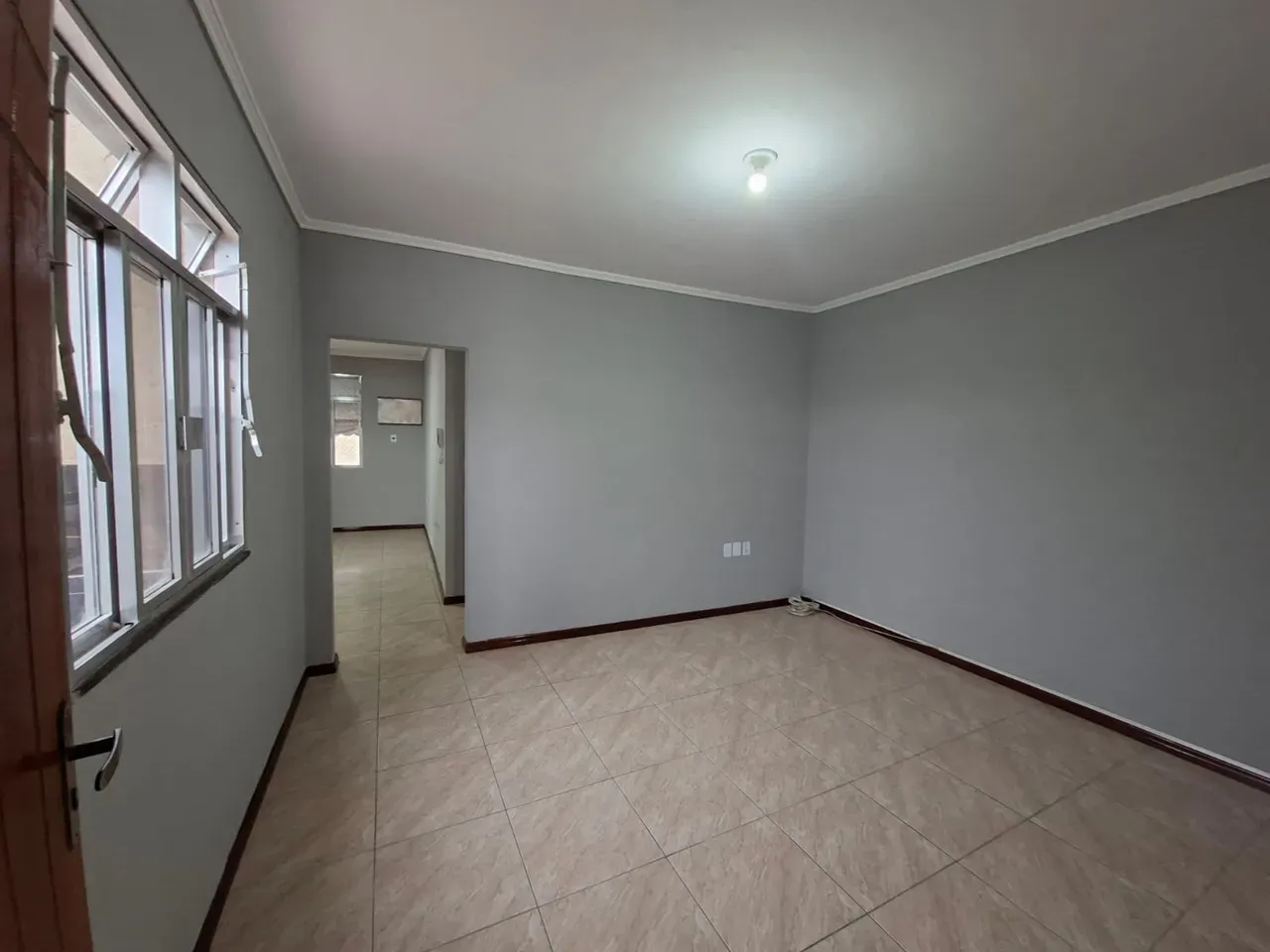 Apartamento, 85 m², com banheira — photo 2