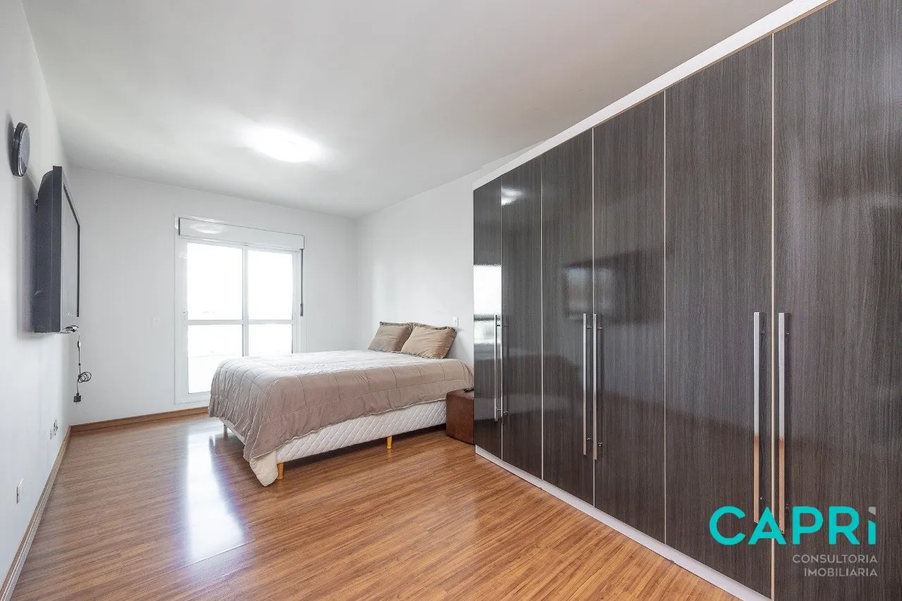 Furnished 318 m² apartment with 4 bedrooms and 3 parking — photo 46