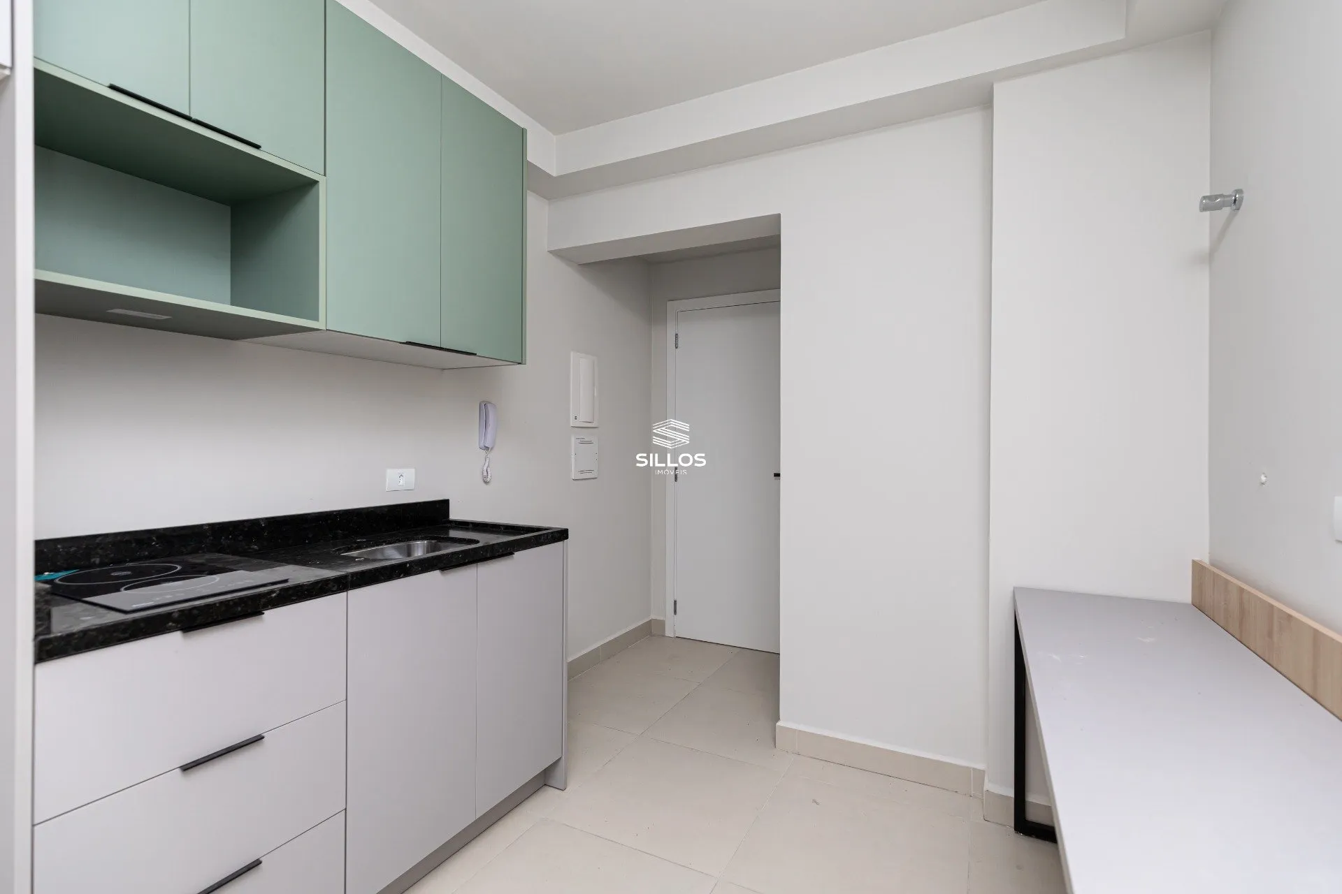 Apartment on the 8th floor with a home office — photo 6