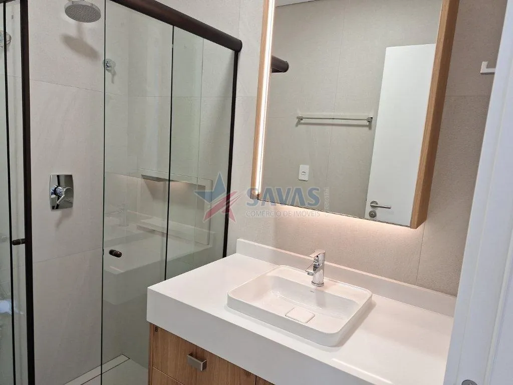3-bedroom apartment in a building with a coworking space — photo 16