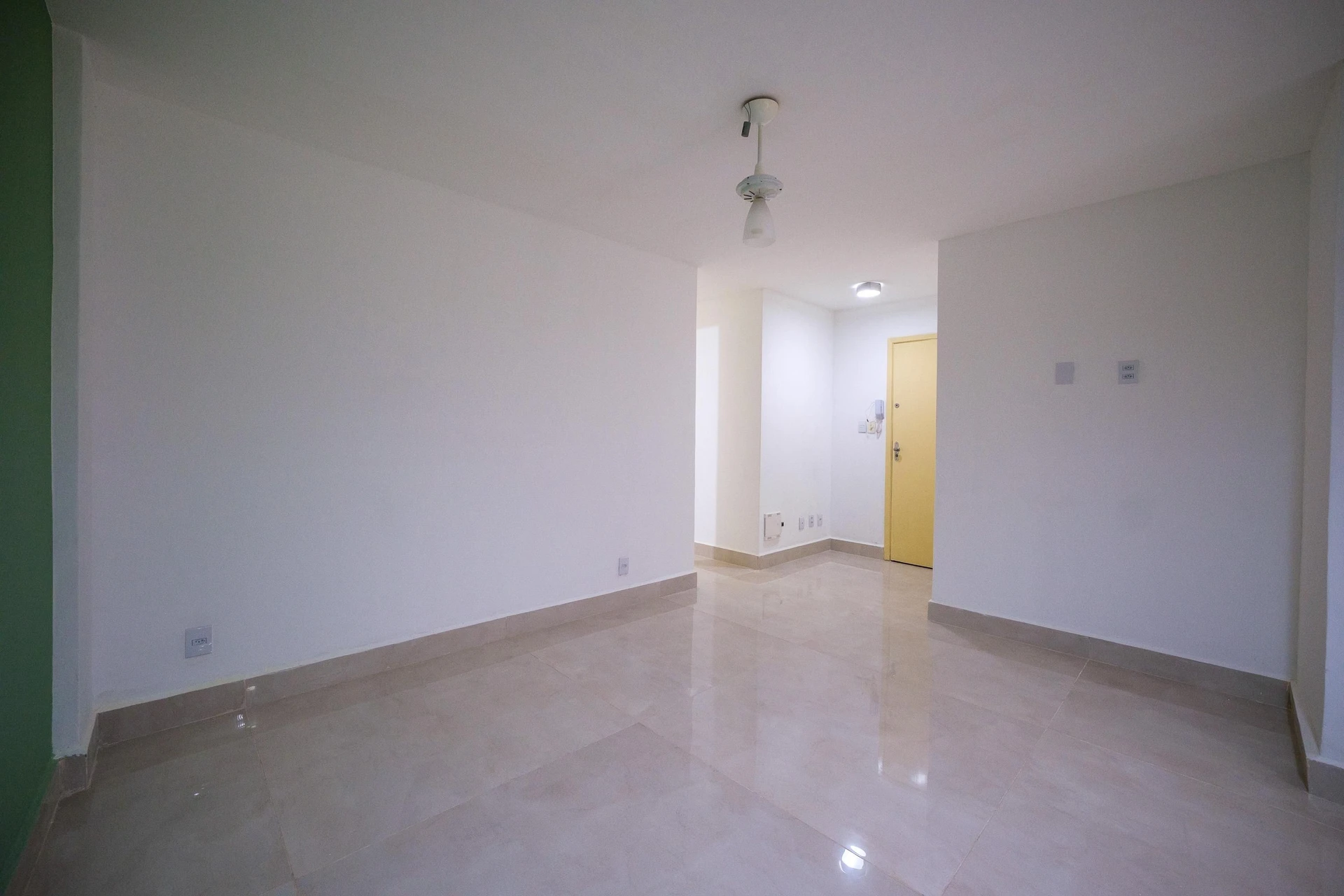 2-bedroom apartment with 1 parking space and private garden — photo 25