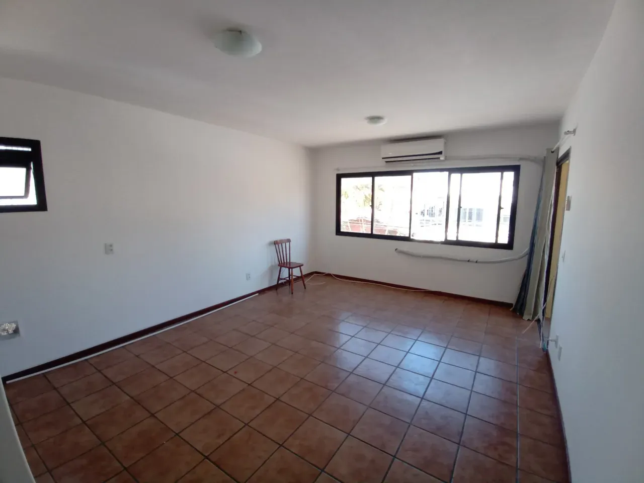 Apartamento en 1er piso de 1 dormitorio con plaza cubierta — photo 3