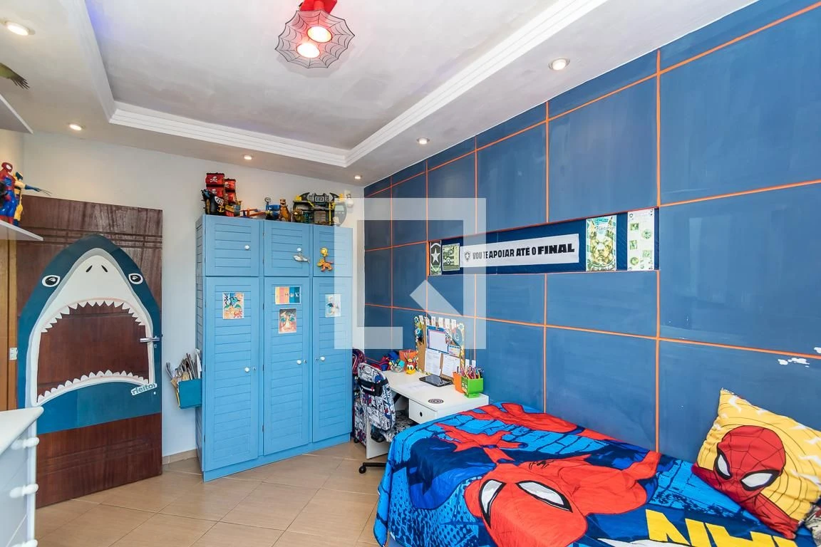 Furnished 227 m² house with a private garden — photo 16