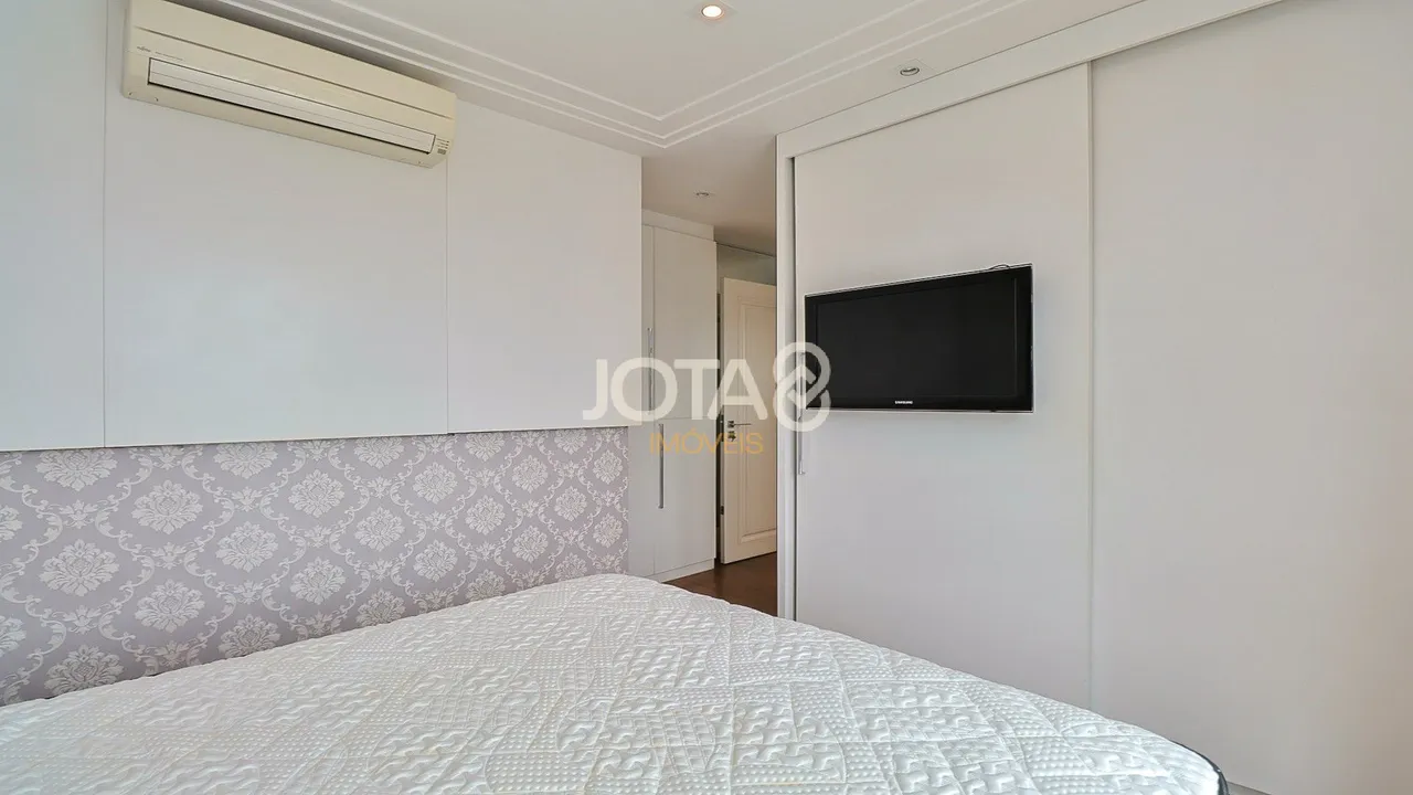 Apartamento con balcón y barbacoa privada — photo 18