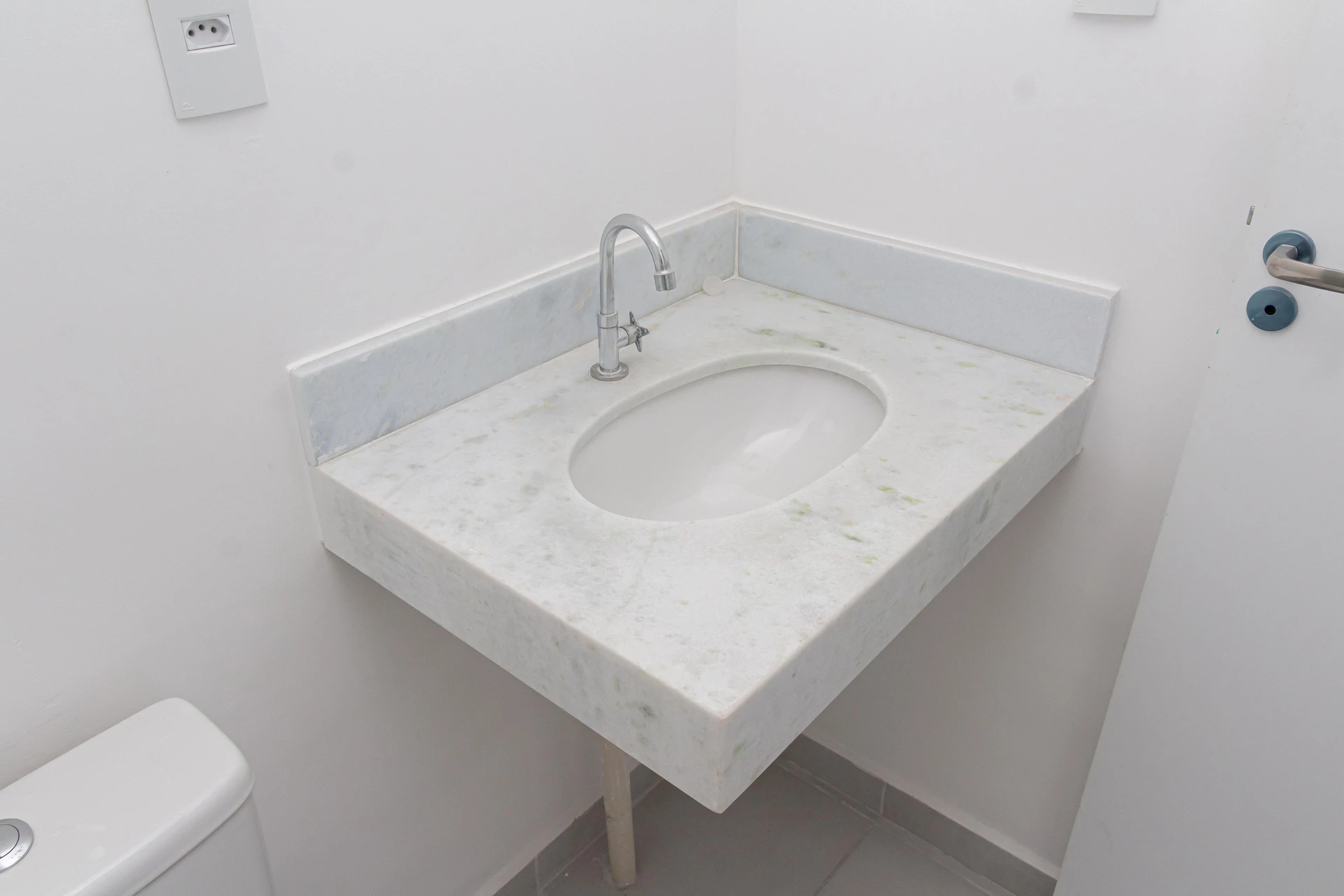 Apartamento para alugar com 2 quartos e varanda — photo 62