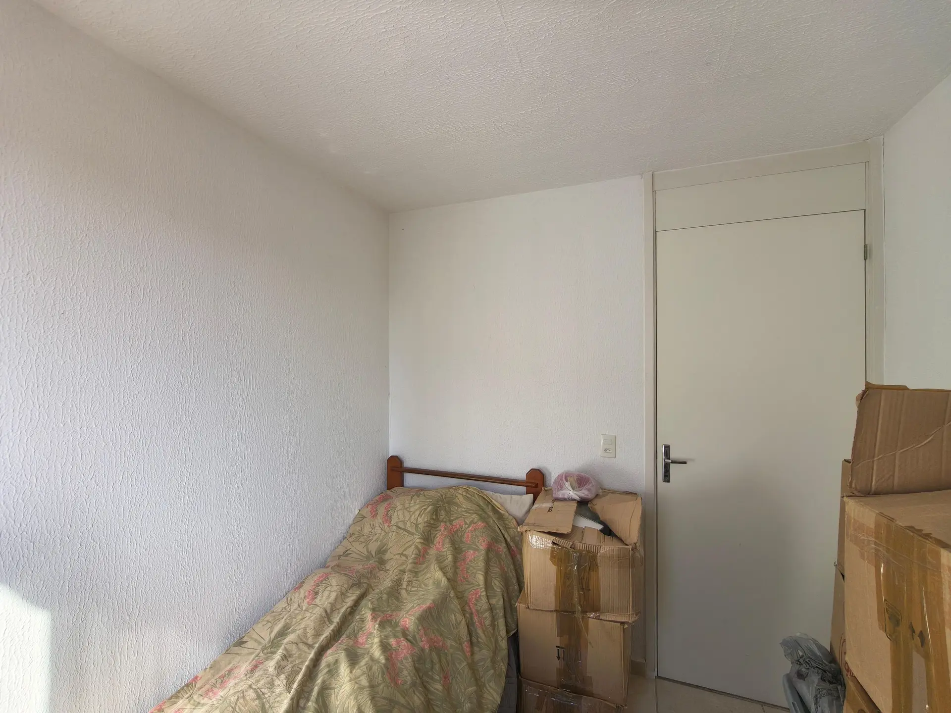 Furnished apartment with gas kitchenette and 2 bedrooms — photo 22