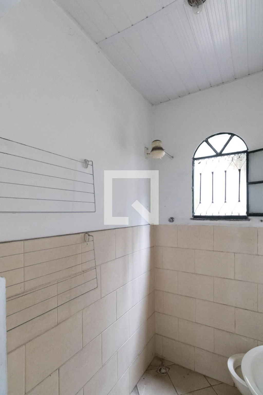 Unfurnished house with 1 bedroom and 1 bathroom — photo 8
