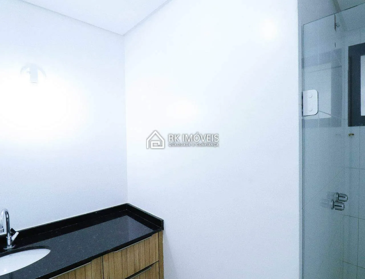 Rental apartment with 3 bedrooms and a balcony — photo 31