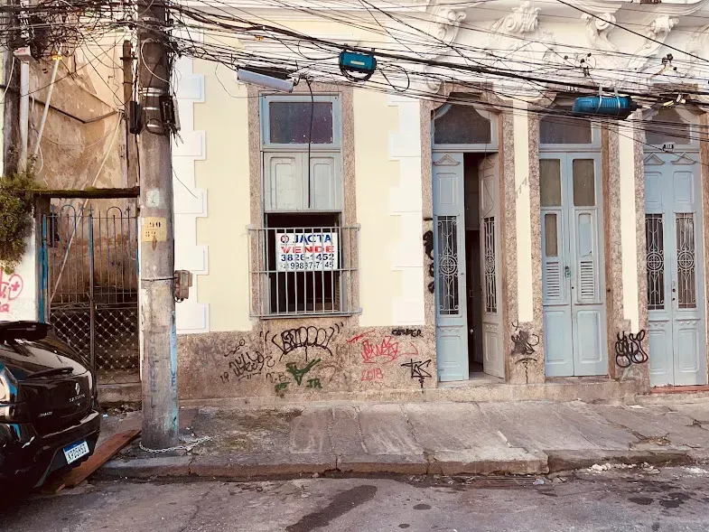 House for rent with 5 bedrooms and 4 bathrooms