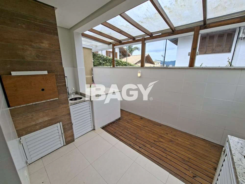 Дом для аренды с 3 спальнями и 150 м² — photo 2