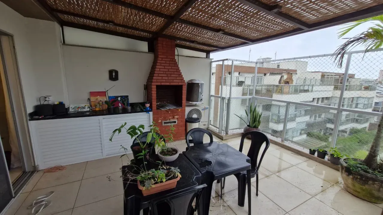 Furnished penthouse with 4 en-suite bedrooms, 186 m² — photo 24