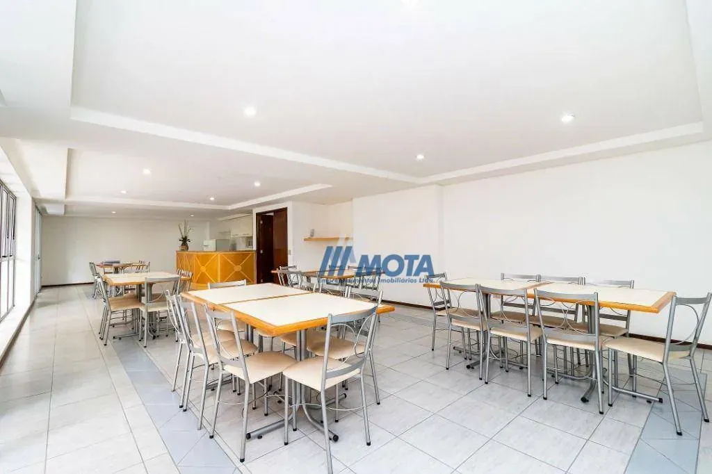 Furnished-free 40 m² studio with a balcony — photo 28