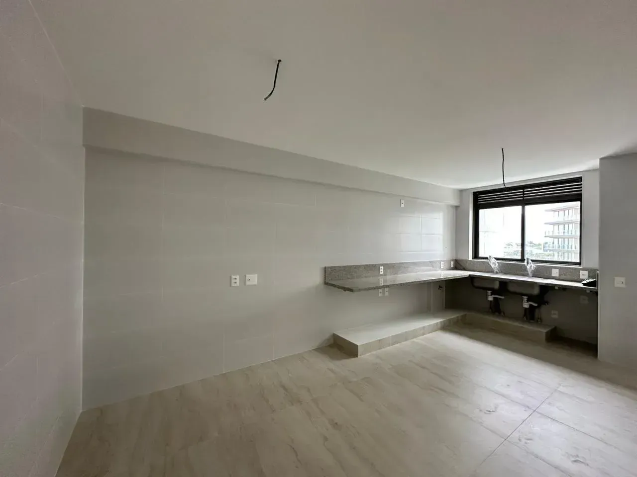 Apartamento com 4 dormitórios e 5 banheiros, 3 vagas — photo 17