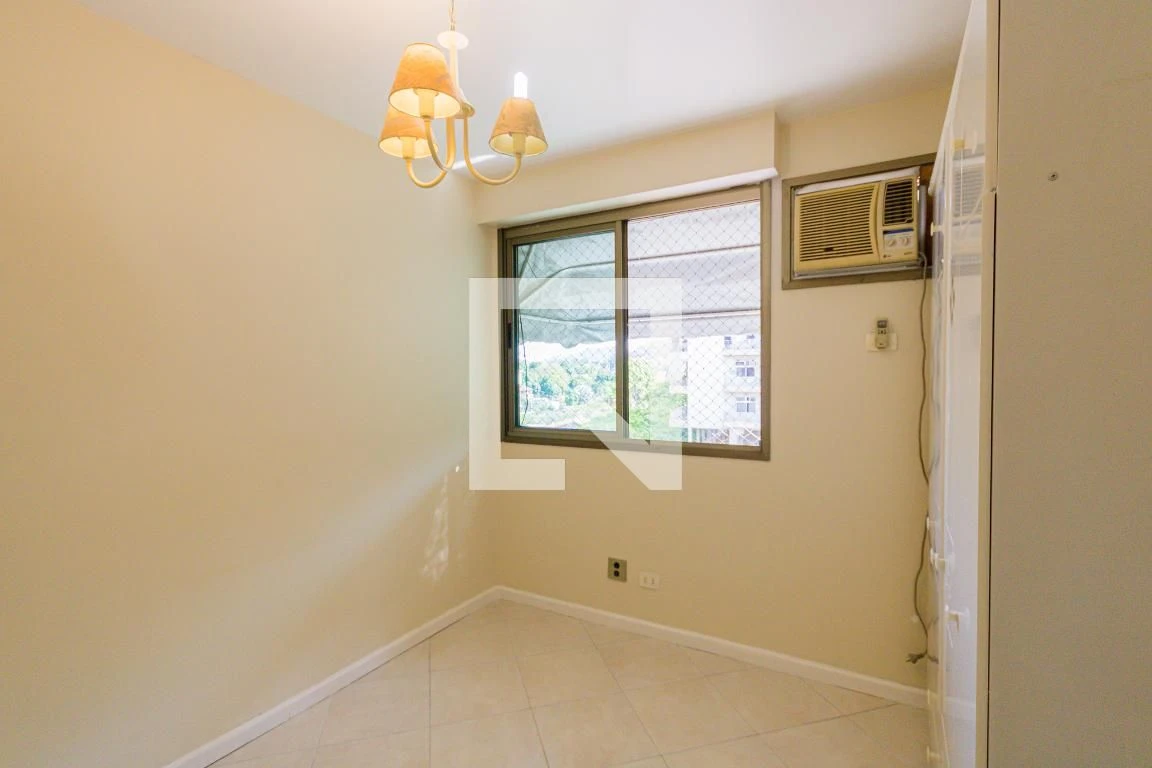 Apartamento com 3 quartos e cozinha fechada a gás — photo 29