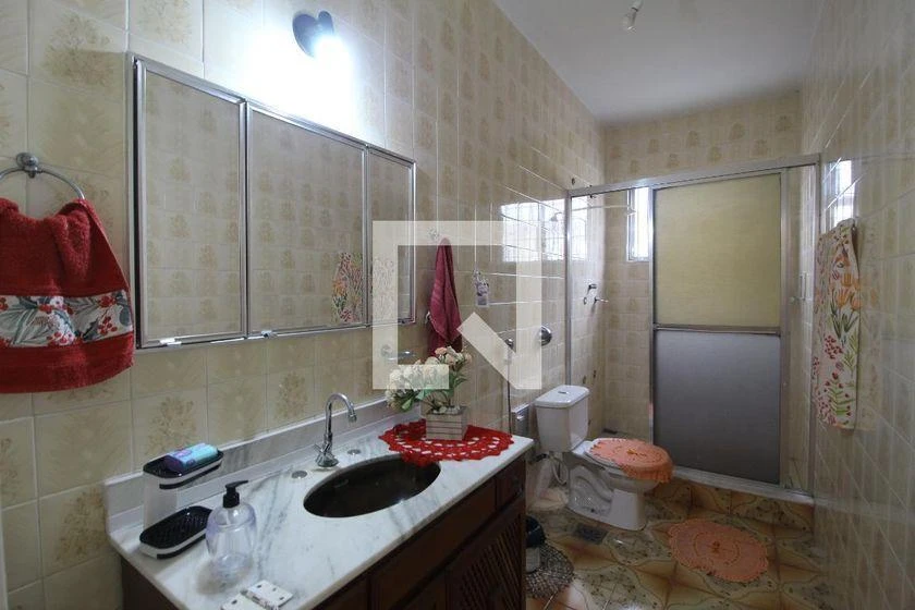 Casa de 3 dormitorios, 1 con baño propio, 545 m² — photo 35