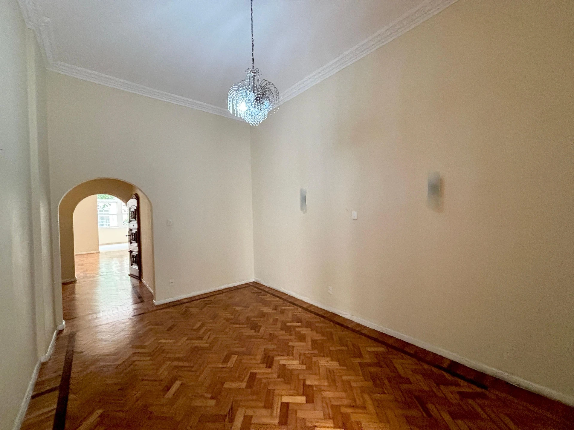 3-bedroom apartment with 2 bathrooms — photo 23