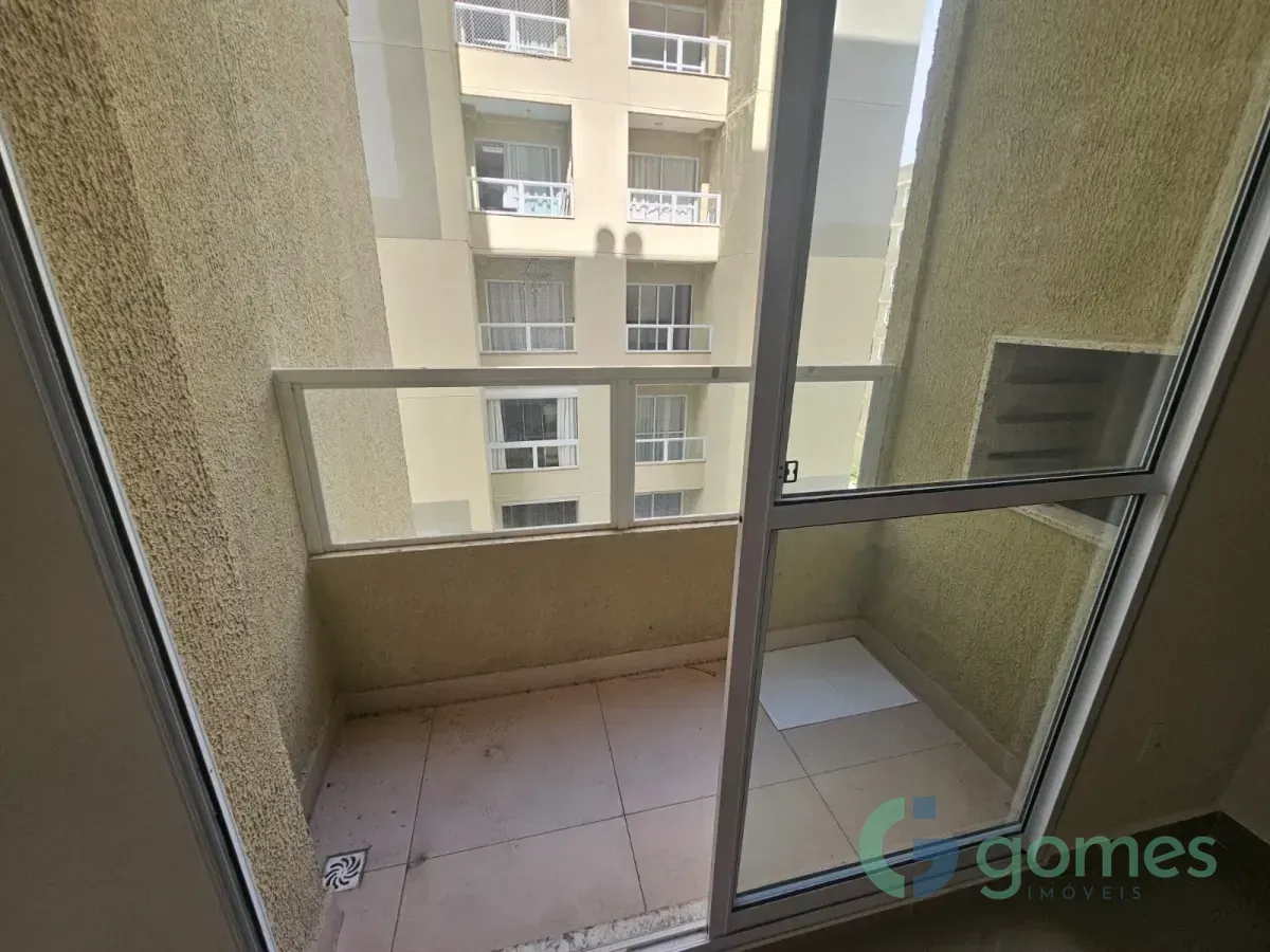 2-bedroom apartment in a building with a pool — photo 14