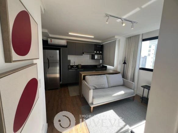 Apartamento mobiliado de 2 dormitórios com cozinha integrada — photo 2