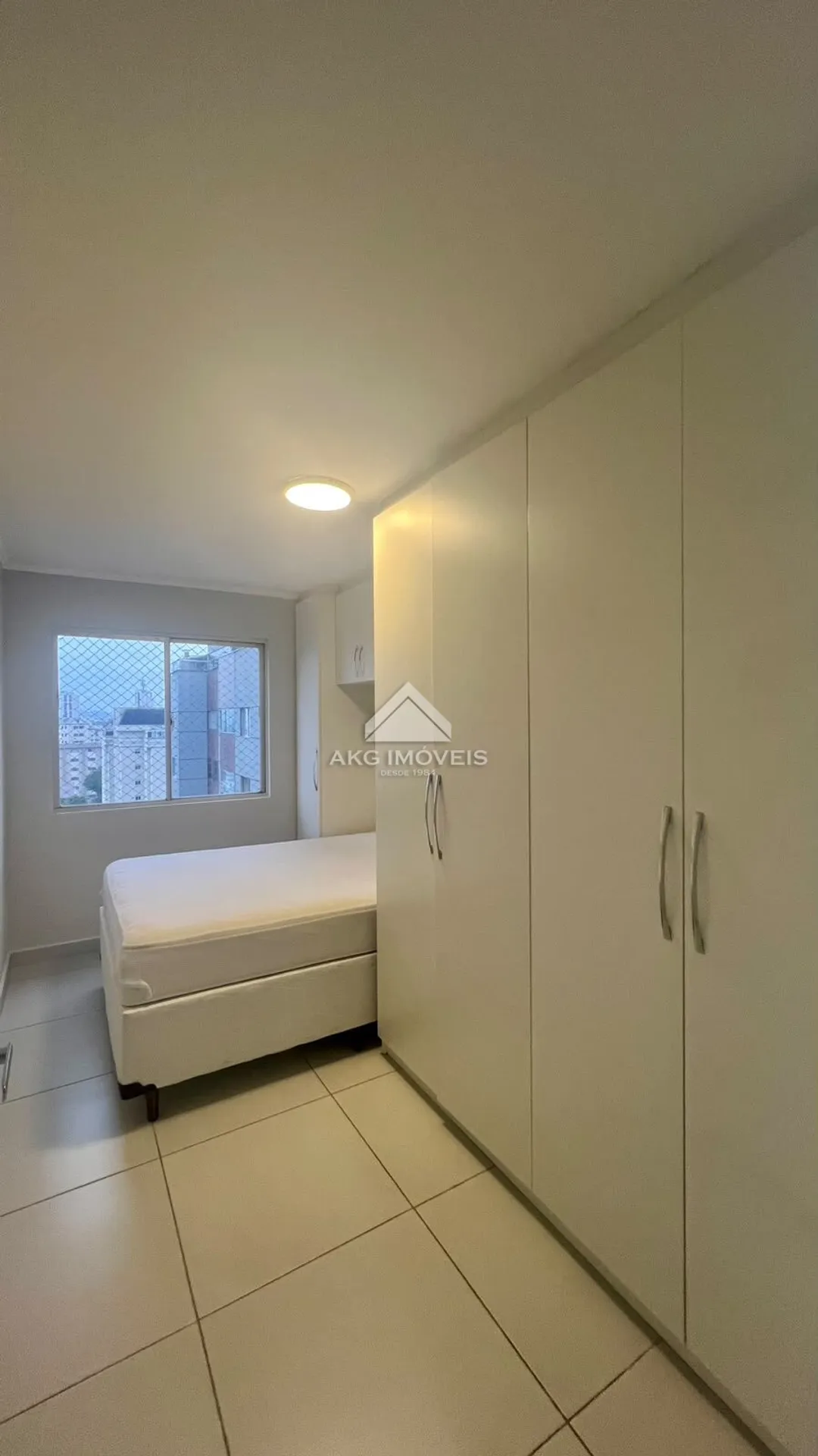 One-bedroom apartment with a washing machine in Curitiba — photo 4