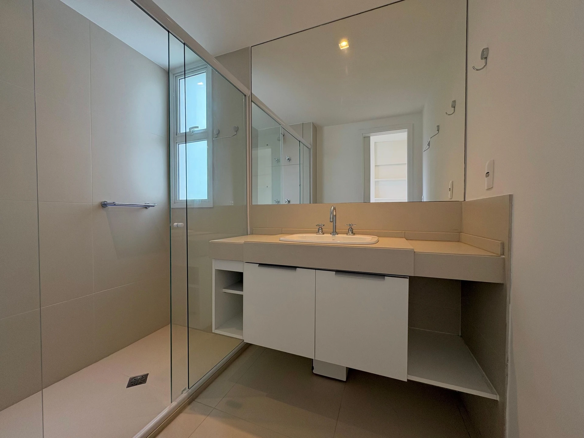 Apartment, 151 m², with a water view — photo 10