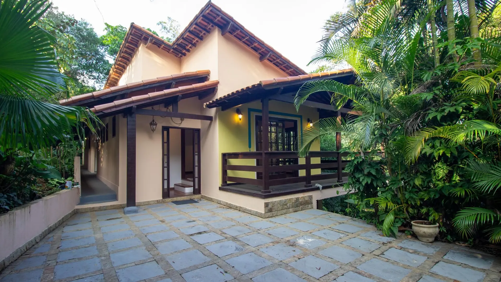 Casa com 4 quartos e 4 banheiros, com 3 vagas — photo 8