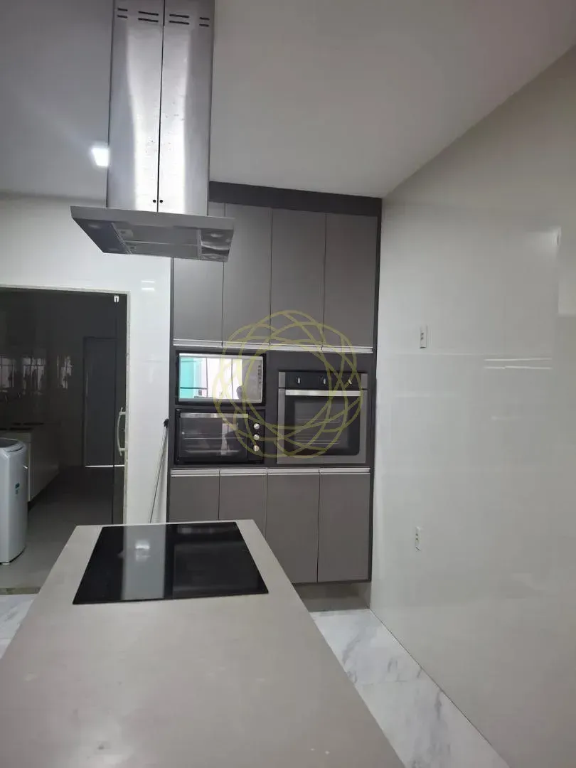 Casa mobiliada com 4 dormitórios e 5 banheiros — photo 34