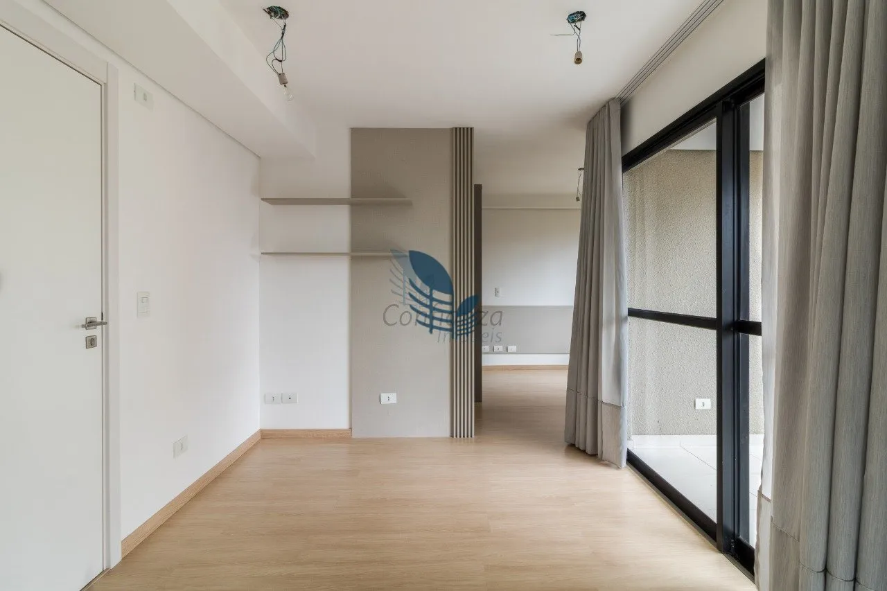 1-bedroom apartment with an open-plan living area — photo 6